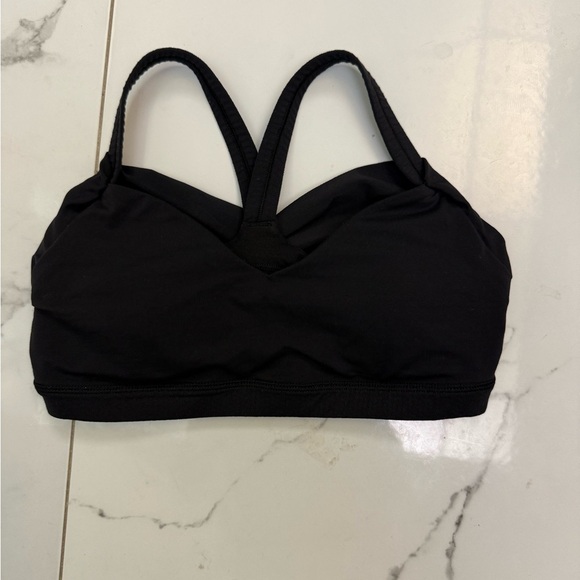 Lululemon Sport Bra Size 6 - Picture 1 of 5